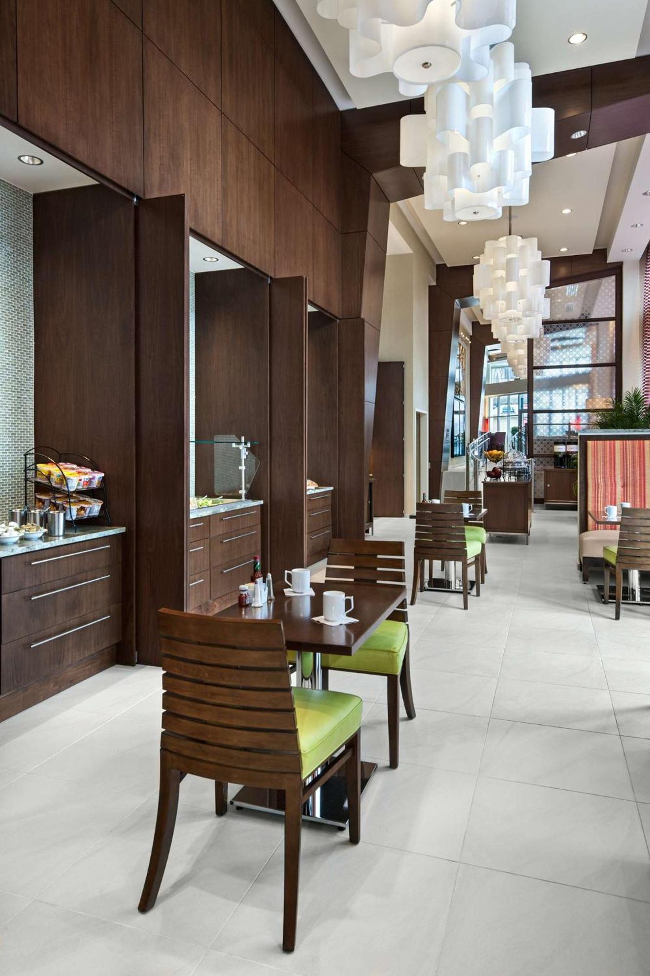 Hilton Garden Inn Atlanta Midtown Εξωτερικό φωτογραφία